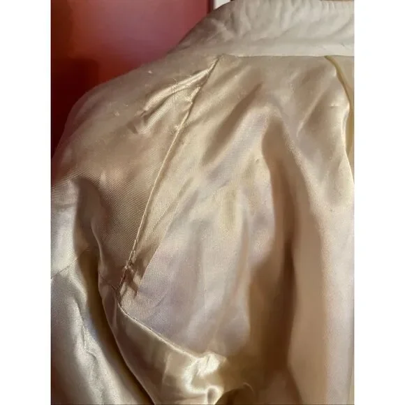 VINTAGE ADOLPH SCHUMAN FOR LILLI ANN | white button up fur jacket - Picture 16 of 16